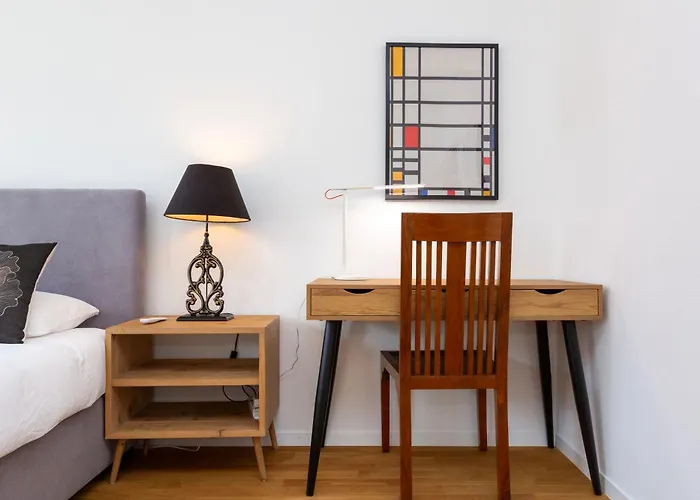 Kaya Zurich Apartment 2B